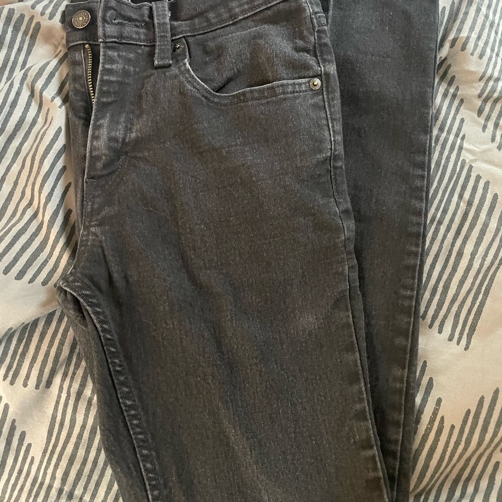 Levi's Denizen Charcoal Skinny Jeans